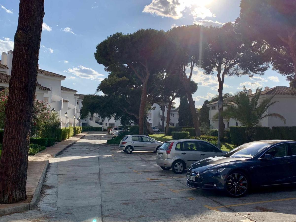 Luxury Apartm Brand Newswimming Poolgolf Apartament Marbella