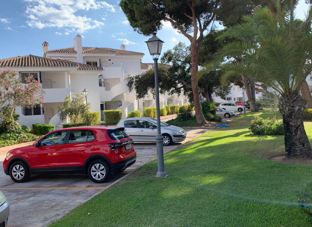 Luxury Apartm Brand Newswimming Poolgolf Apartament Marbella